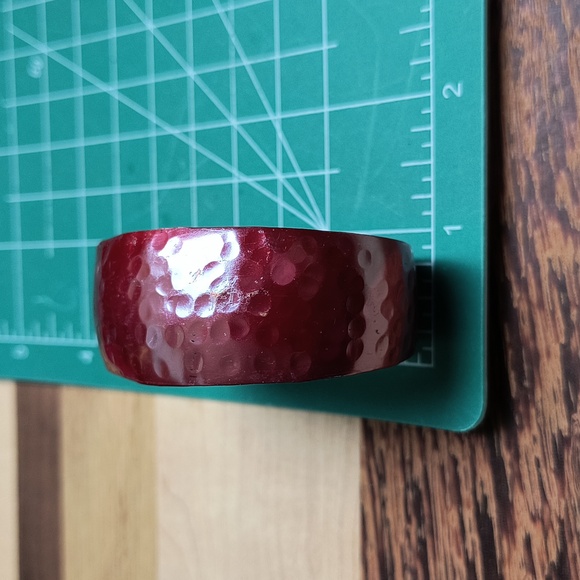 Open Cuff Bracelet Small Hammered Burgundy Red - Picture 7 of 9